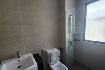 Charming Essex, Setia Eco Templer