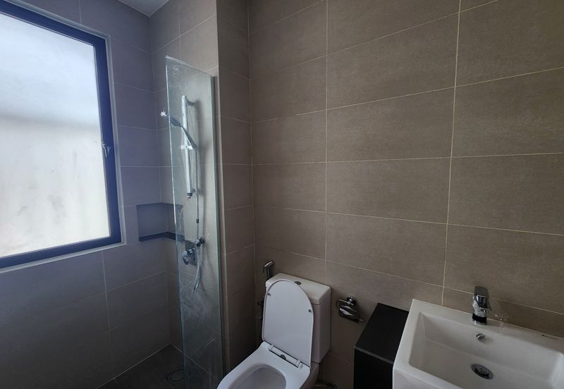 Charming Essex, Setia Eco Templer