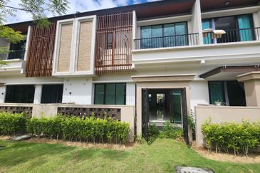 Charming Essex, Setia Eco Templer