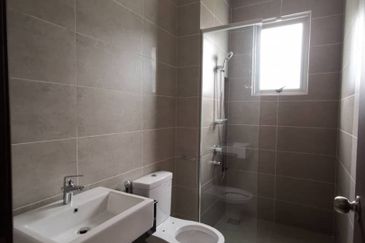 Charming Essex, Setia Eco Templer