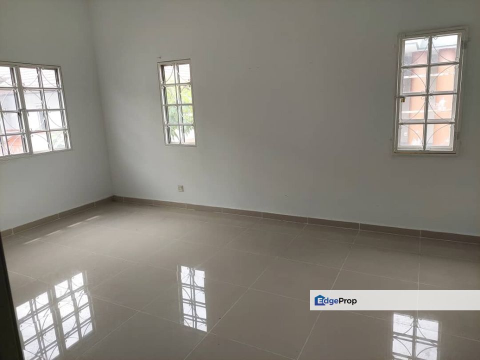 Cheapest Renovated Desa 8 Bandar Country Homes Rawang For Sale, Selangor, Bandar Country Homes