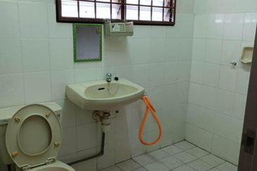 Taman Sri Hijau ( New Green Park )