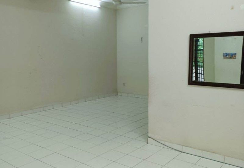 Taman Sri Hijau ( New Green Park )