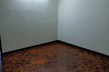 Taman Sri Hijau ( New Green Park )