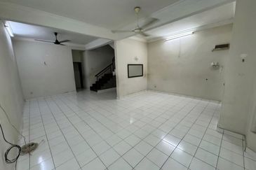 Taman Sri Hijau ( New Green Park )