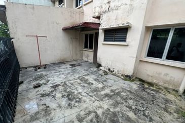 Taman Sri Hijau ( New Green Park )