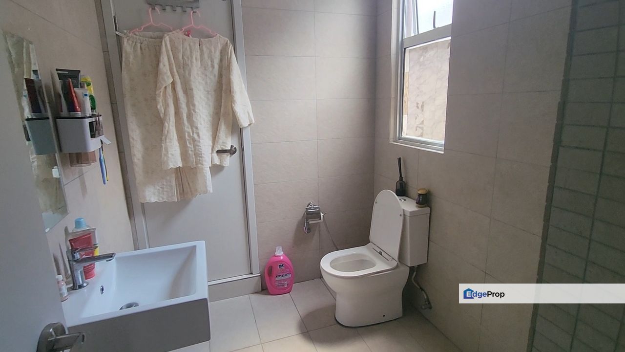 Partly Furnished 2 storey Tamansari Dahlia Rawang For Rent, Selangor, Rawang