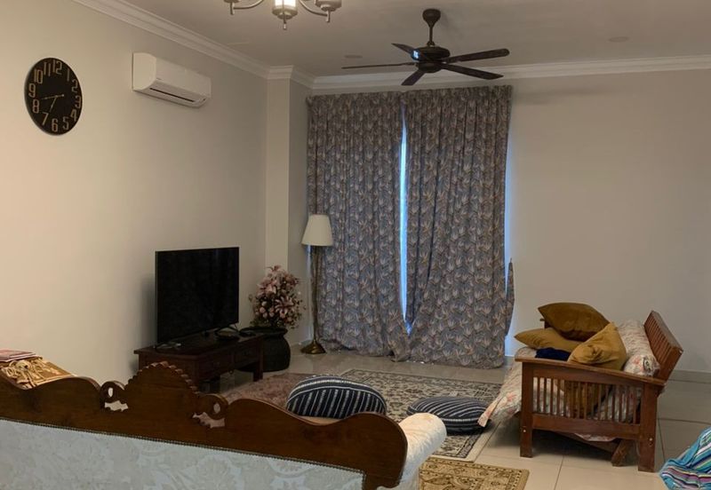 Charming Essex, Setia Eco Templer