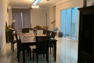 Charming Essex, Setia Eco Templer