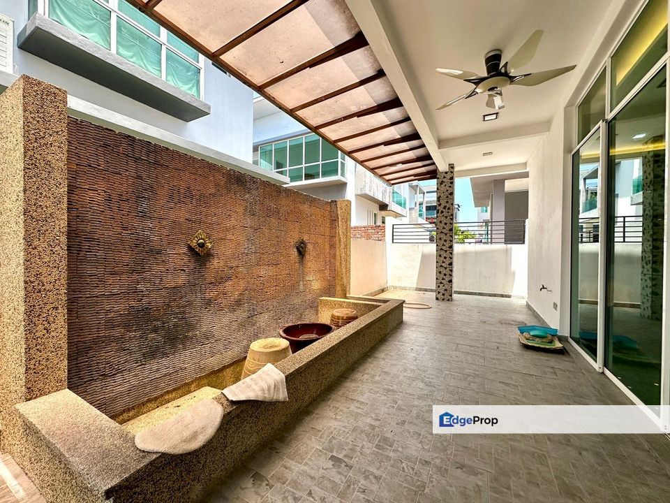 3 storey Bungalow Fully Renovated Ivory Heights Bandar Country Homes Rawang For Sale, Selangor, Rawang