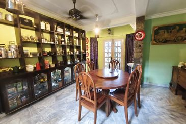 Seksyen 2, Bandar Country Homes