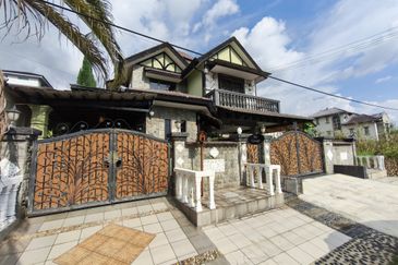 Seksyen 2, Bandar Country Homes