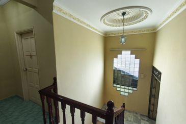 Seksyen 2, Bandar Country Homes