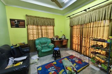 Seksyen 2, Bandar Country Homes