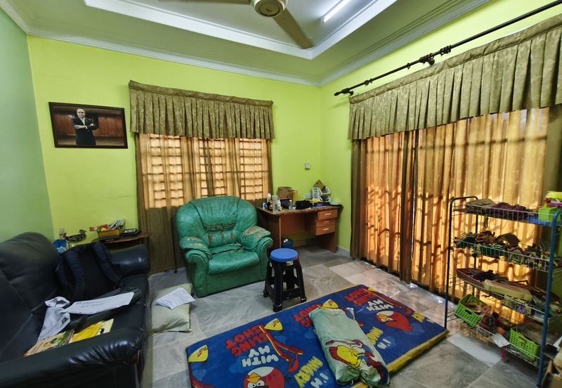 Seksyen 2, Bandar Country Homes