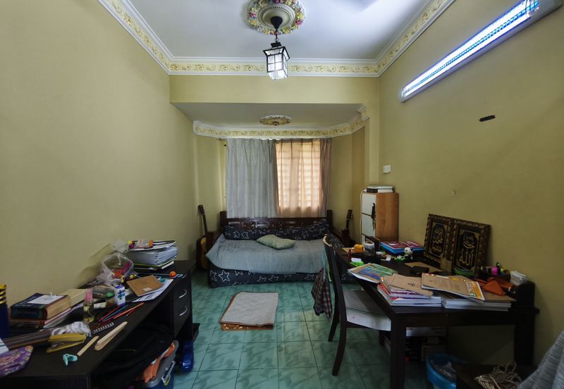 Seksyen 2, Bandar Country Homes