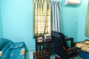 Seksyen 2, Bandar Country Homes