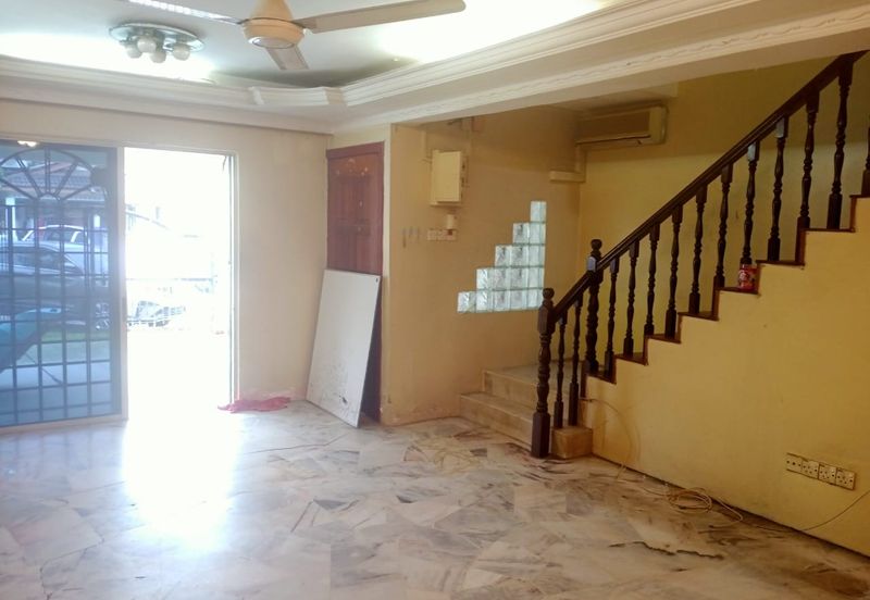 Seksyen 4, Bandar Country Homes