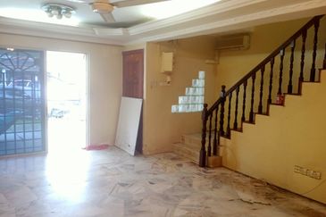 Seksyen 4, Bandar Country Homes