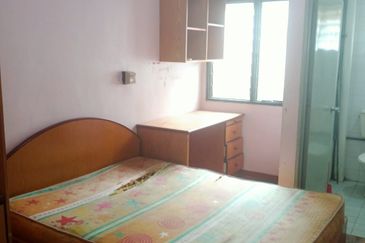 Seksyen 4, Bandar Country Homes