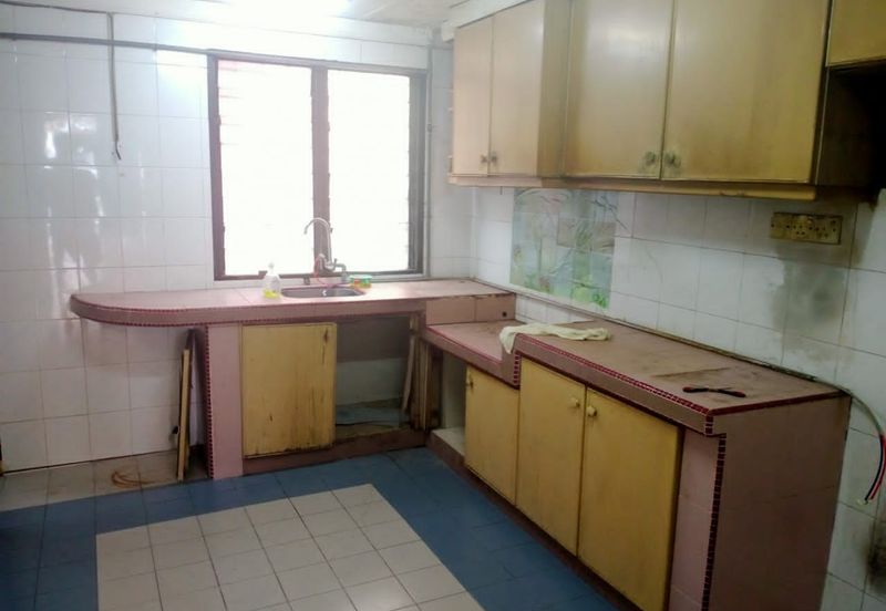 Seksyen 4, Bandar Country Homes