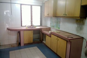 Seksyen 4, Bandar Country Homes