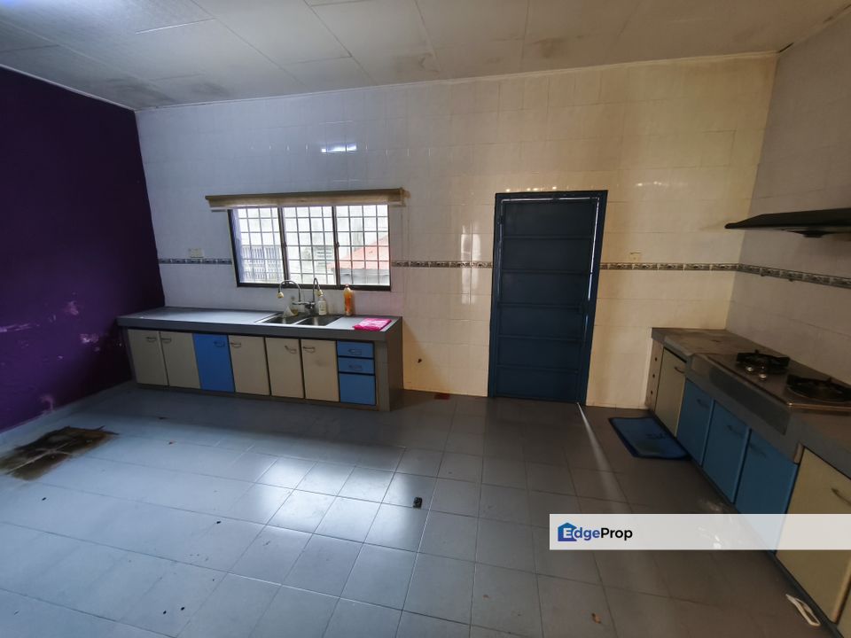 Extended Renovated 2 storey Rawang Perdana 2 For Sale, Selangor, Rawang