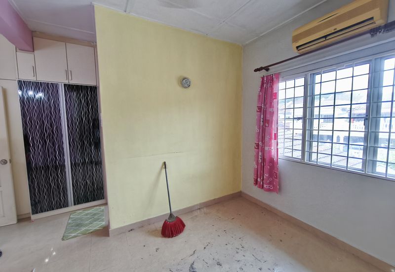 Taman Rawang Perdana 2