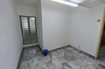 Seksyen 13, Bandar Country Homes