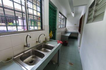 Seksyen 13, Bandar Country Homes