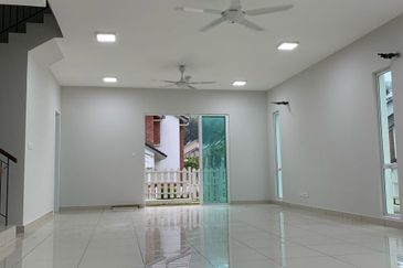 Charming Essex, Setia Eco Templer