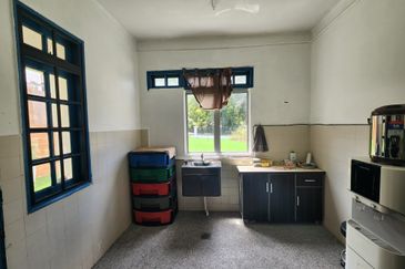 Seksyen 3, Bandar Country Homes