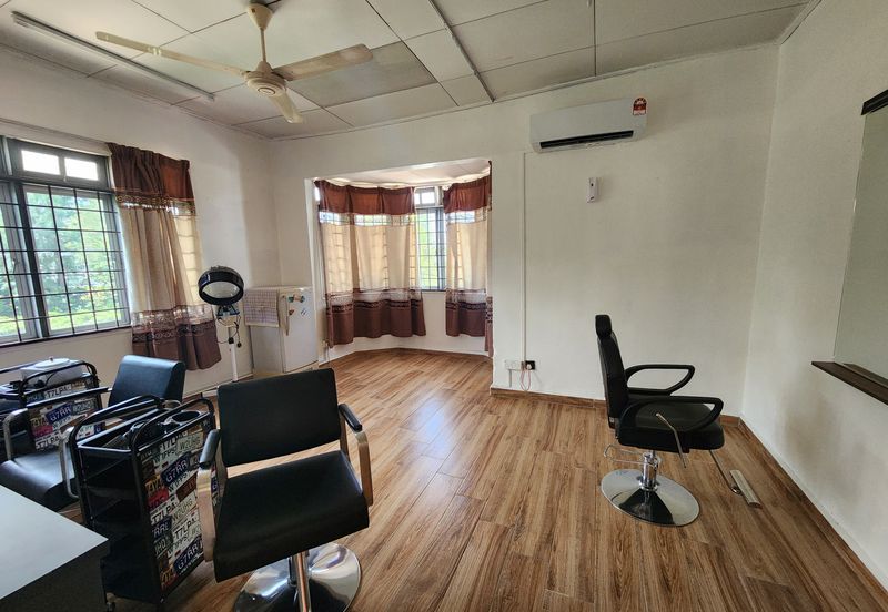 Seksyen 3, Bandar Country Homes