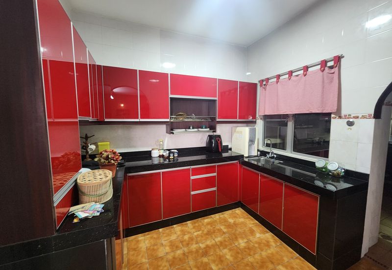 Seksyen 2, Bandar Country Homes