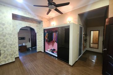 Seksyen 2, Bandar Country Homes