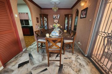 Seksyen 2, Bandar Country Homes