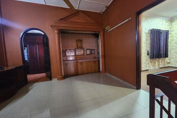 Seksyen 2, Bandar Country Homes