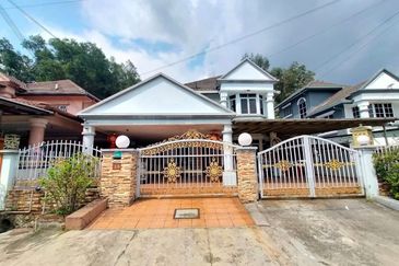 Seksyen 3, Bandar Country Homes