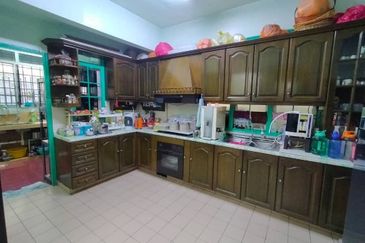 Seksyen 3, Bandar Country Homes