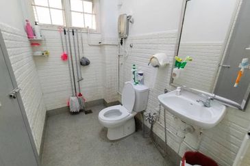 Seksyen 3, Bandar Country Homes