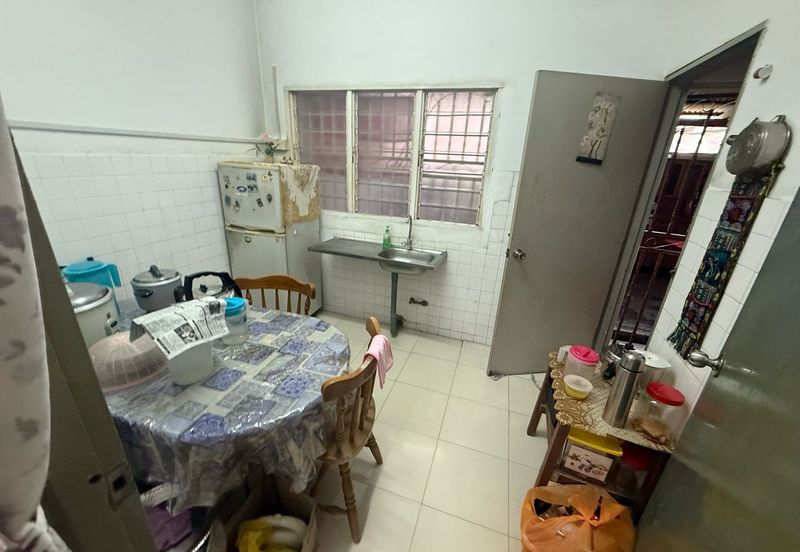 Taman Sri Hijau ( New Green Park )