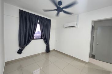 Avia Plus Apartment, Bandar Country Homes