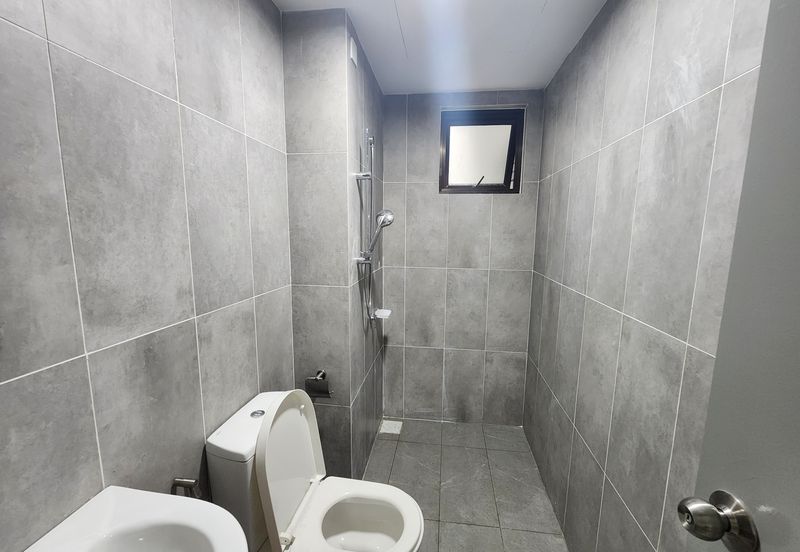 Avia Plus Apartment, Bandar Country Homes