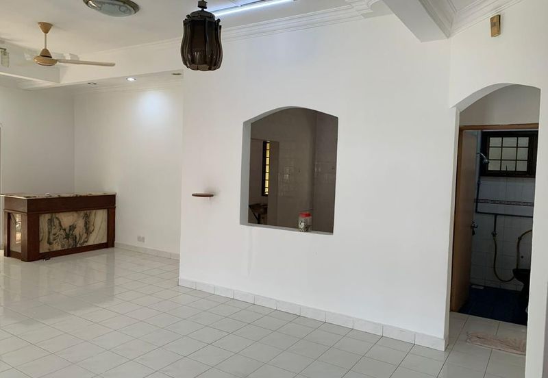 Seksyen 2, Bandar Country Homes