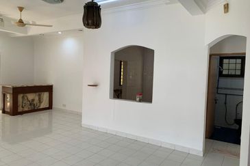 Seksyen 2, Bandar Country Homes