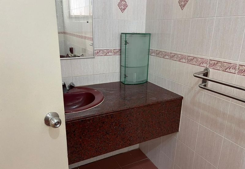 Seksyen 2, Bandar Country Homes