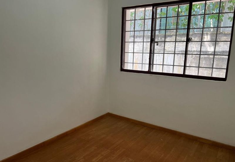 Seksyen 2, Bandar Country Homes