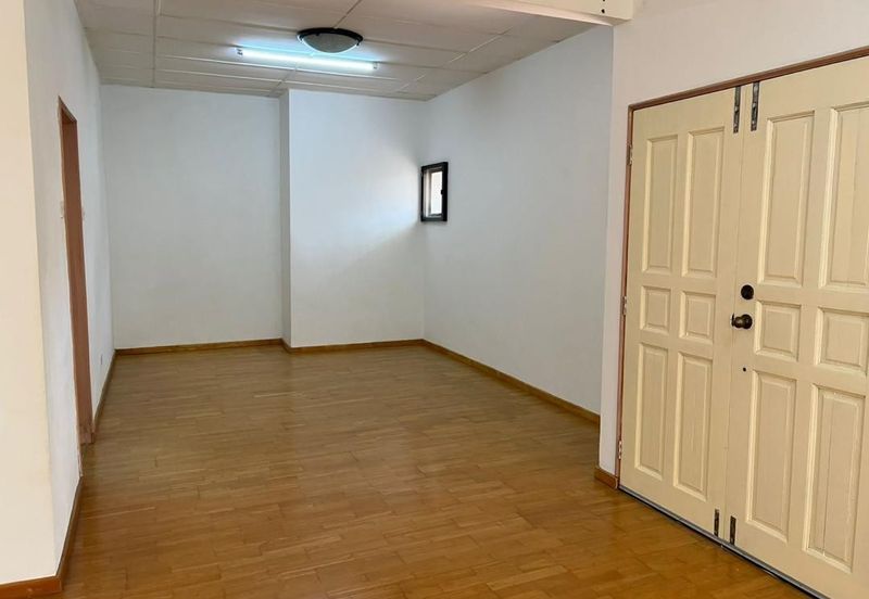 Seksyen 2, Bandar Country Homes