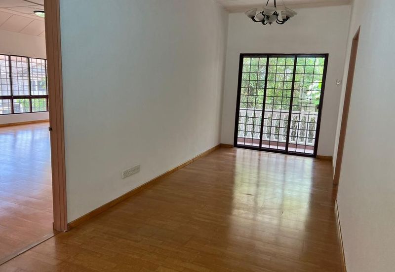 Seksyen 2, Bandar Country Homes