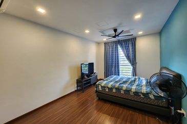 Fully Furnished 2.5 storey Emerald Garden Kota Emerald Rawang For Rent